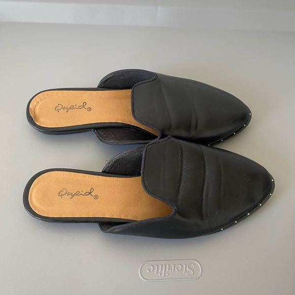 Cupid Black Women's Slip-On Mules - Picture 2 of 3